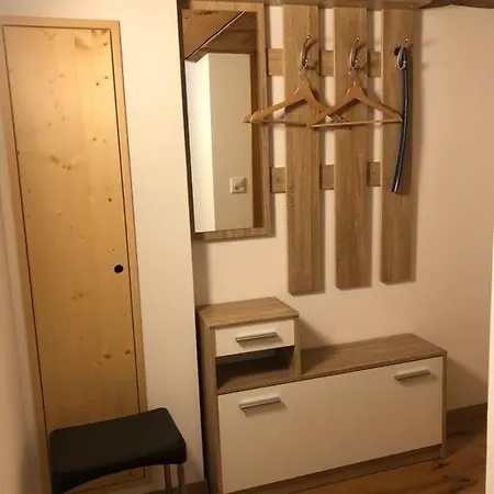 Paradies Fur Gaste Mit Parkplatz Und Fruhstuck Apartmán Degersheim